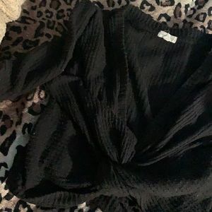 Knitted black crop top